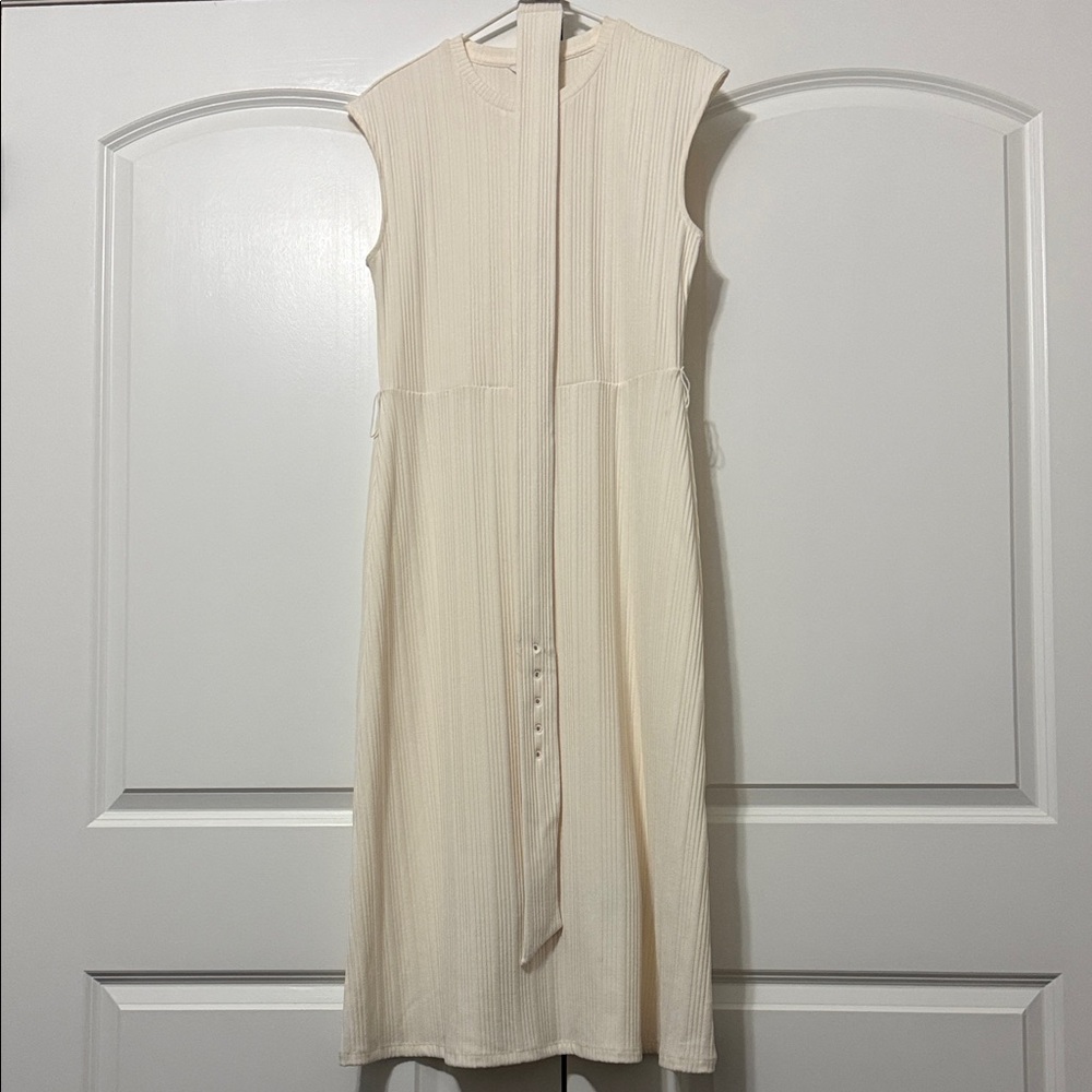 Nine West Cream Sleeveless Dress